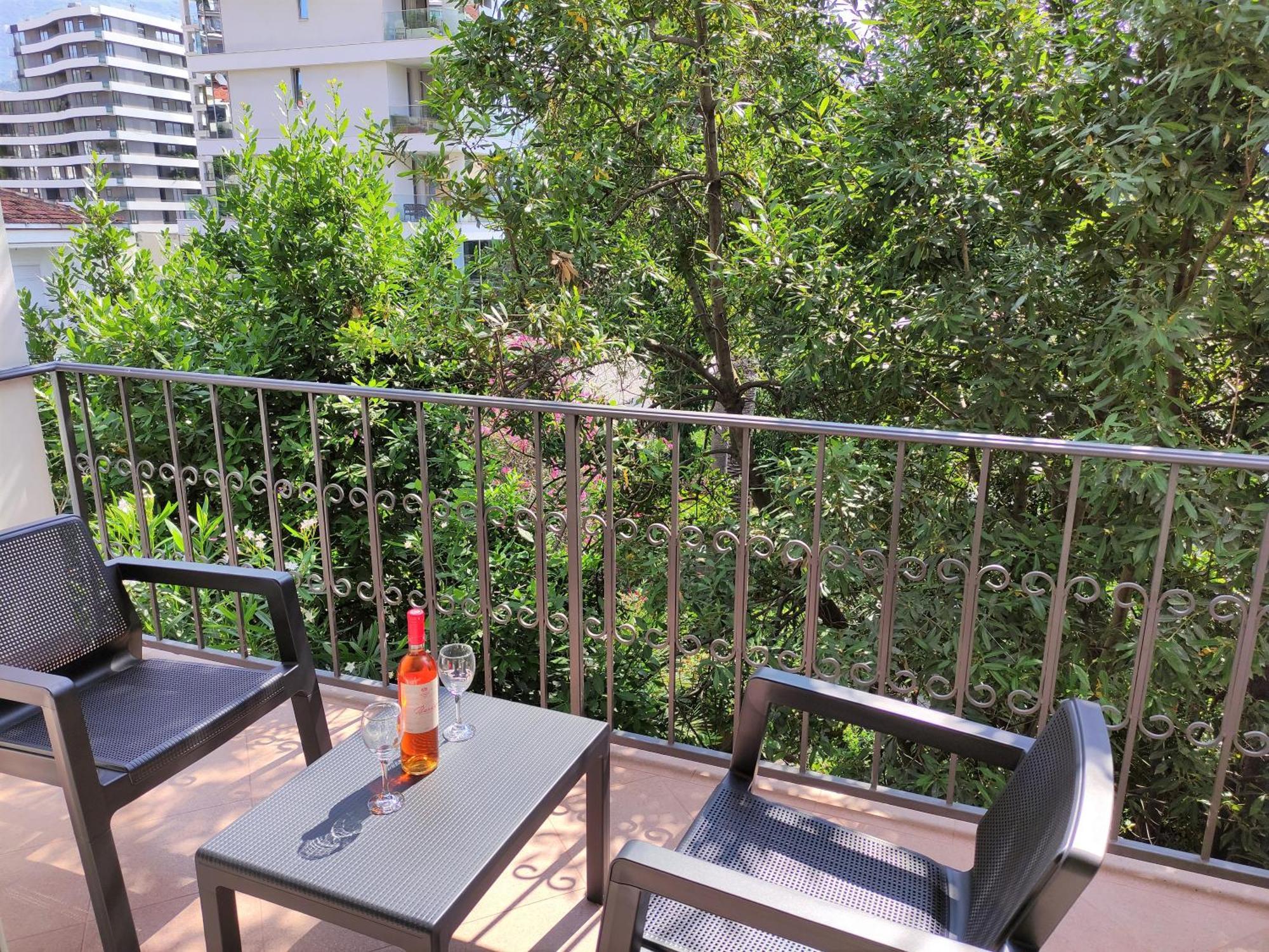 Apartments Mara Lux Budva Phòng bức ảnh